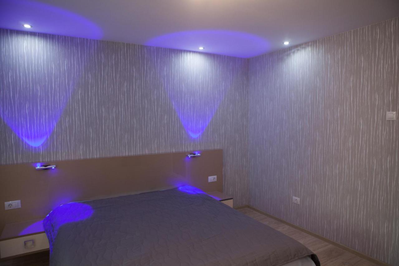 Lvc,Lac & Nyc Apartshotel Faleza Galaţi Eksteriør billede