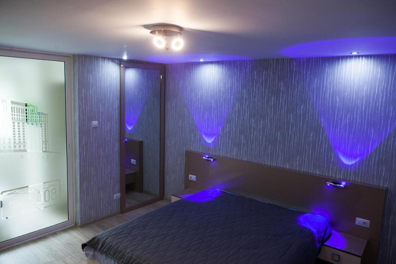 Lvc,Lac & Nyc Apartshotel Faleza Galaţi Eksteriør billede