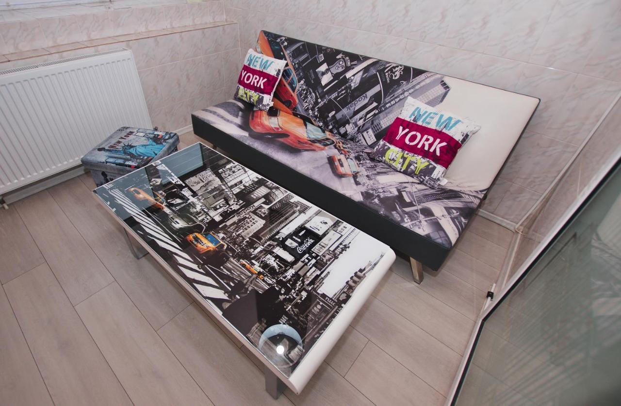 Lvc,Lac & Nyc Apartshotel Faleza Galaţi Eksteriør billede