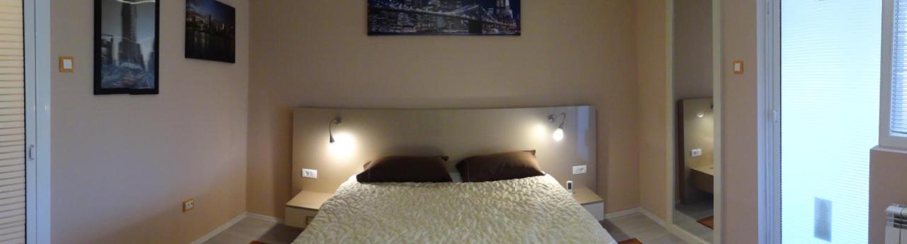 Lvc,Lac & Nyc Apartshotel Faleza Galaţi Eksteriør billede