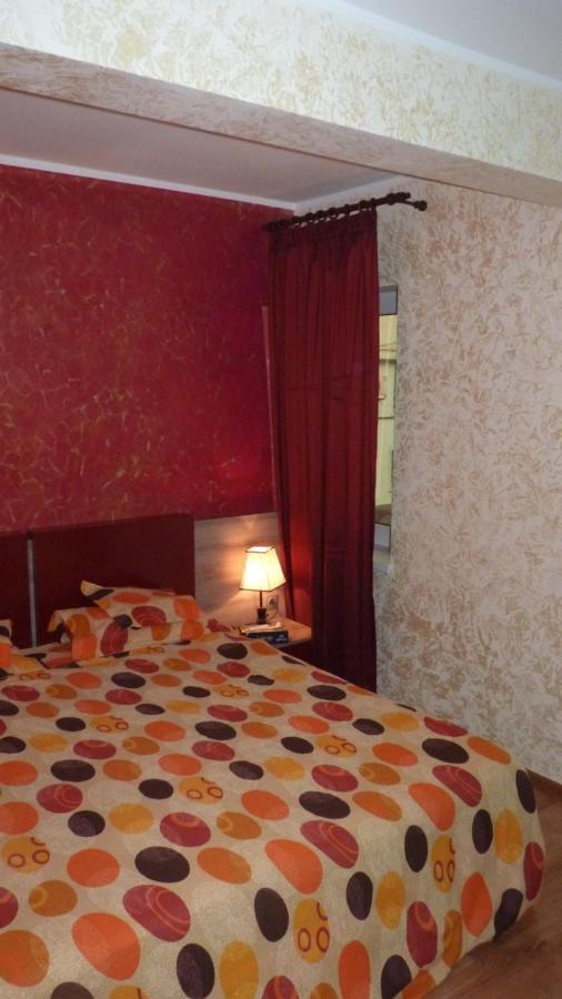 Lvc,Lac & Nyc Apartshotel Faleza Galaţi Eksteriør billede